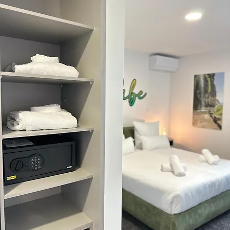 The Vibe Madeira 2 *